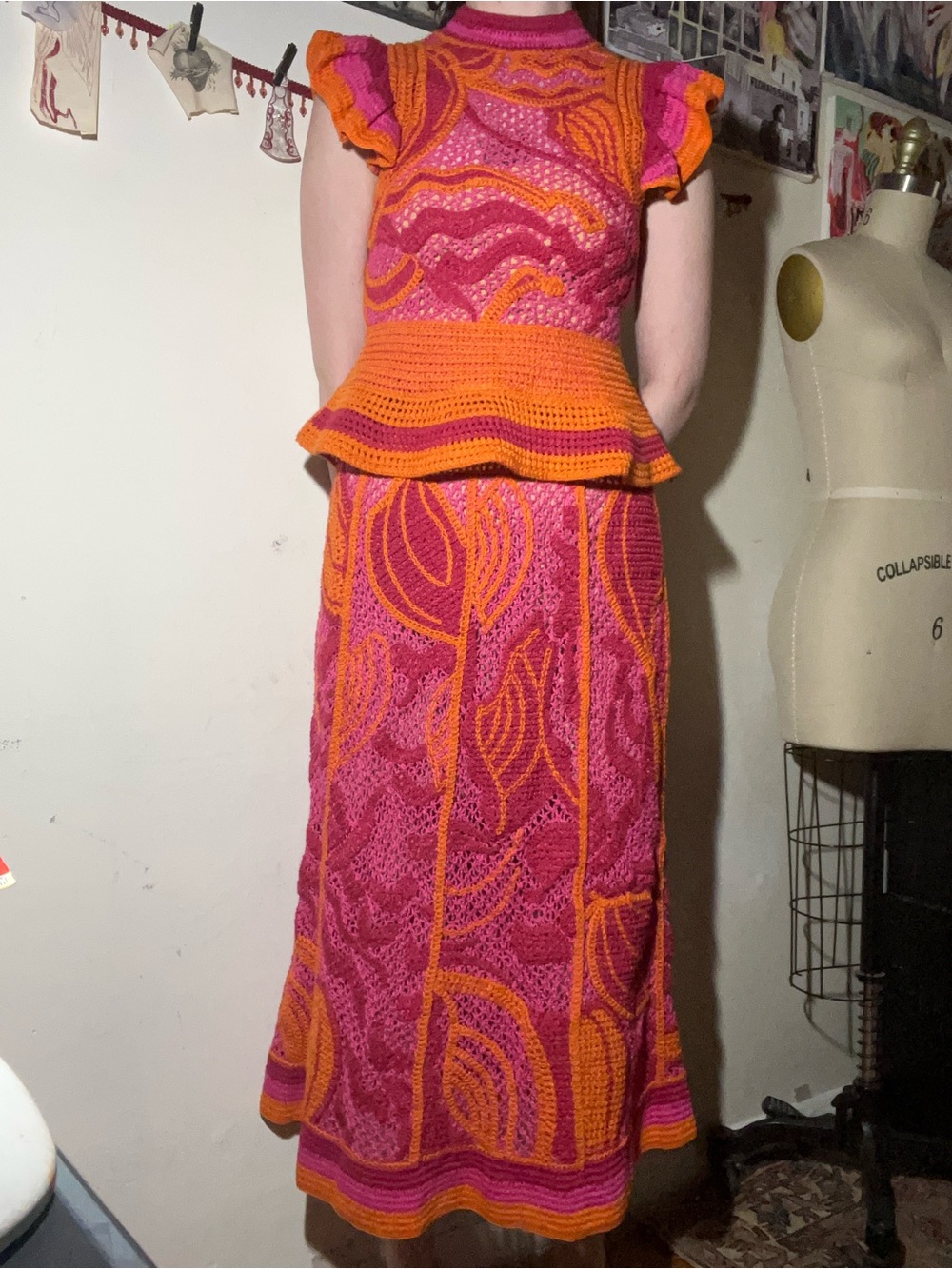 Farm Rio Pink And Orange Seashell Ruffled Crochet Top - Picture 2 of 7